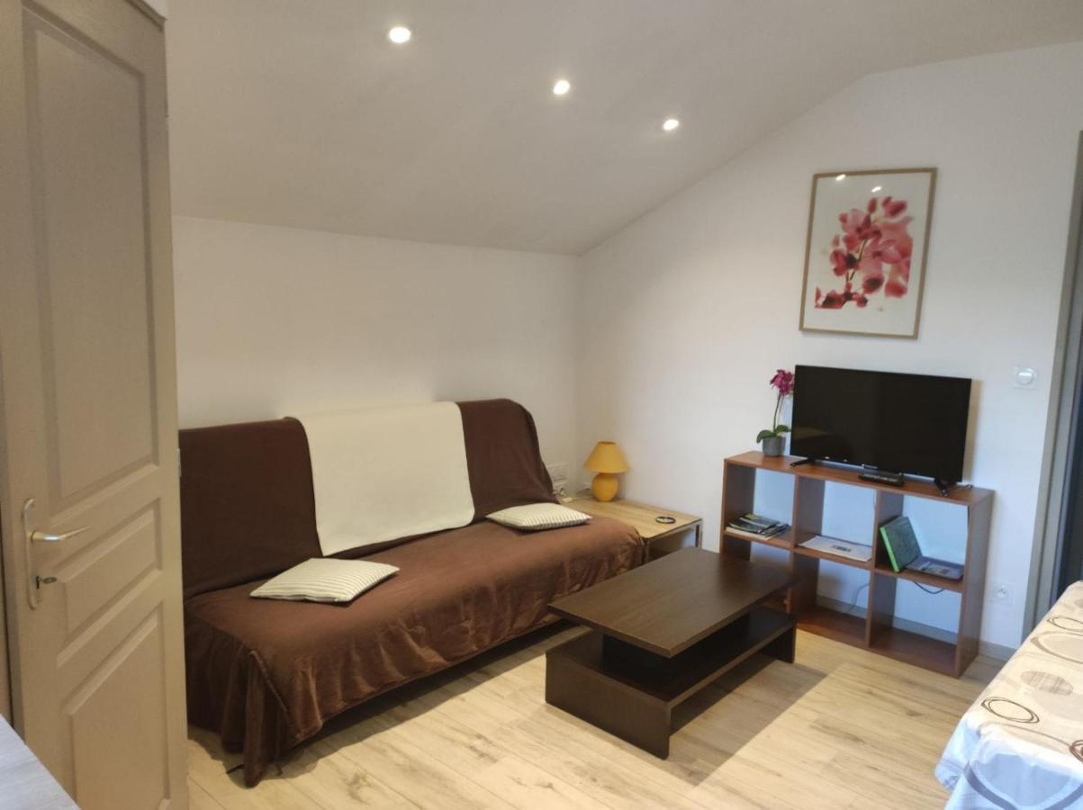 Appartement Gaston Vireux-Wallerand Buitenkant foto